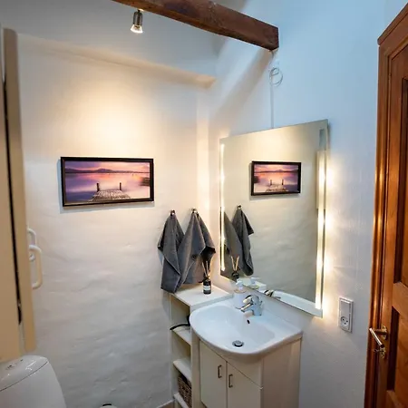 Skylight - Peaceful Scandinavian With Private Terrace Villa